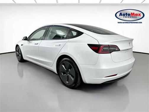 2023 Tesla Model 3 Standard Range