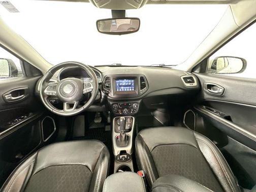 White Clearcoat 2019 Jeep Compass Latitude