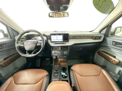 Oxford White 2022 Ford Maverick Lariat