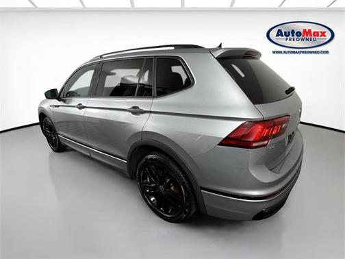 2022 Volkswagen Tiguan 2.0T SE R-Line Black 4MOTION
