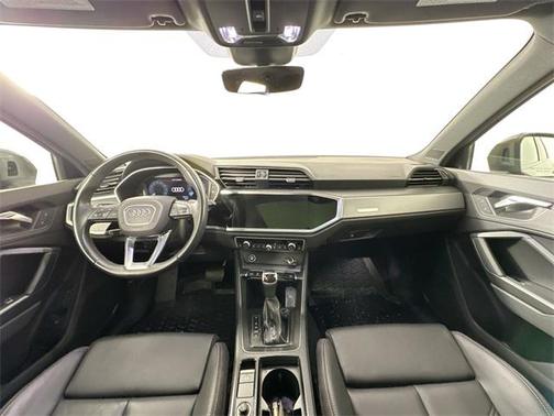 2023 Audi Q3 Premium 45 TFSI S line quattro Tiptronic
