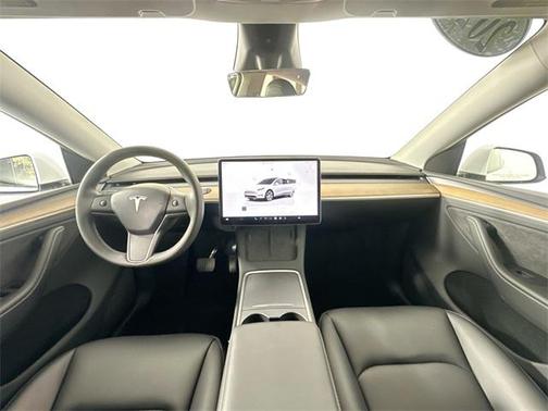 2024 Tesla Model Y Long Range Dual Motor All-Wheel Drive