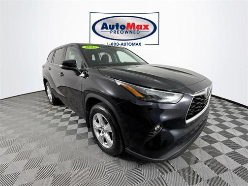 2023 Toyota Highlander LE