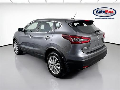2022 Nissan Rogue Sport S