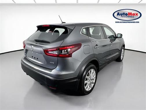 2022 Nissan Rogue Sport S