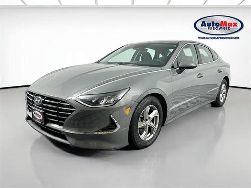 2022 Hyundai SONATA SE