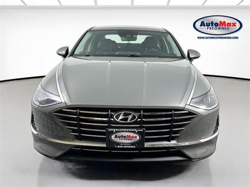 2022 Hyundai SONATA SE