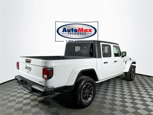 2023 Jeep Gladiator Overland