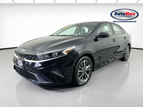 Aurora Black 2023 Kia Forte LXS
