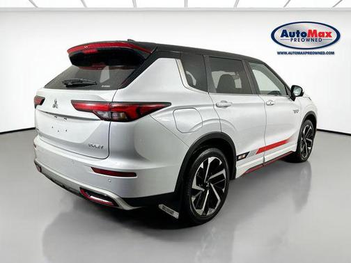 White Diamond/Black Roof 2024 Mitsubishi Outlander PHEV SE Ralliart