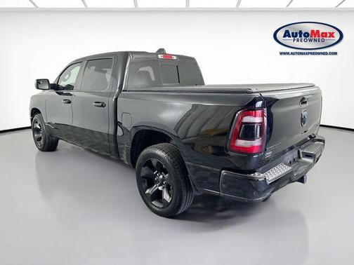 Diamond Black Crystal Pearlcoat 2019 RAM 1500 Big Horn