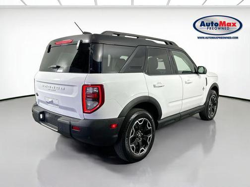 Oxford White 2025 Ford Bronco Sport Outer Banks