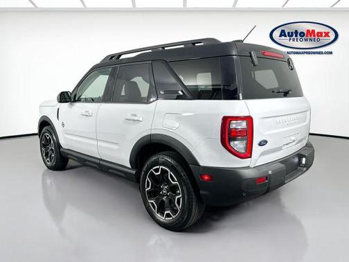Oxford White 2025 Ford Bronco Sport Outer Banks