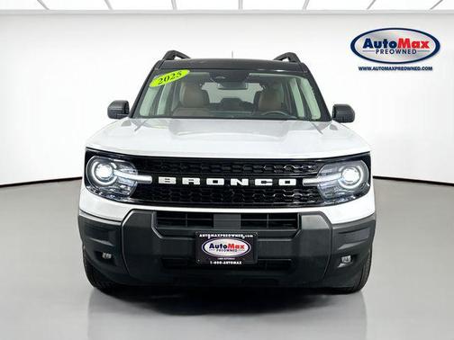 Oxford White 2025 Ford Bronco Sport Outer Banks