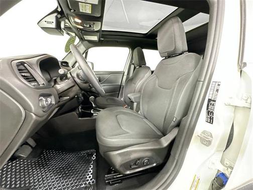 2022 Jeep Renegade Altitude