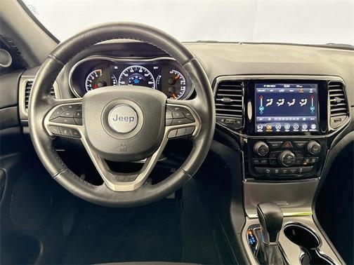2022 Jeep Grand Cherokee Laredo