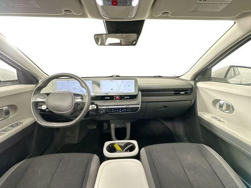 2022 Hyundai IONIQ 5 SE