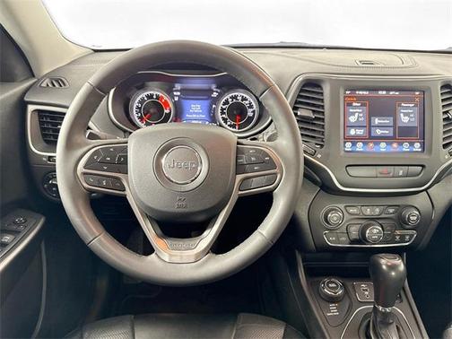 2022 Jeep Cherokee Latitude Lux