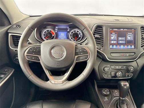 2022 Jeep Cherokee Latitude Lux