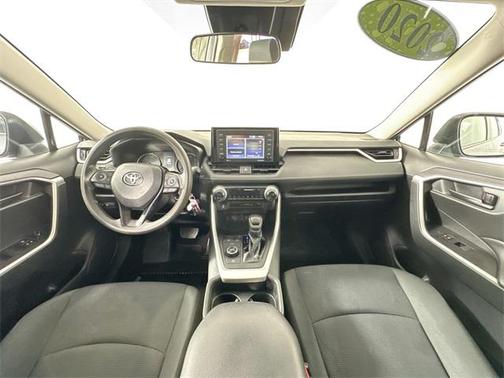 2020 Toyota RAV4 Hybrid LE