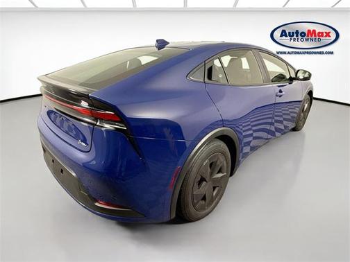 2024 Toyota Prius LE