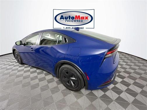 2024 Toyota Prius LE