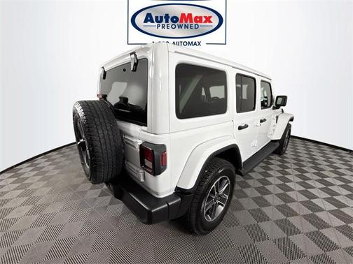 2023 Jeep Wrangler 4-Door Sahara