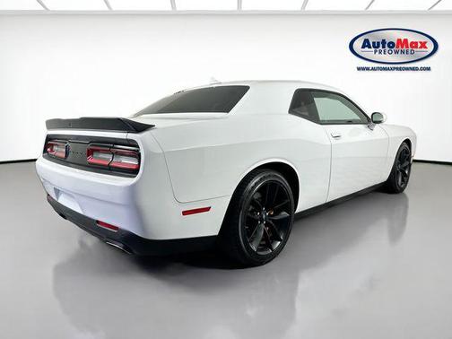 White Knuckle Clearcoat 2023 Dodge Challenger GT