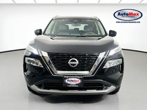 Super Black 2023 Nissan Rogue SV