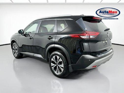 Super Black 2023 Nissan Rogue SV