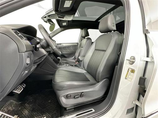 2022 Volkswagen Tiguan 2.0T SE R-Line Black 4MOTION