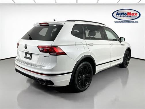 2022 Volkswagen Tiguan 2.0T SE R-Line Black 4MOTION