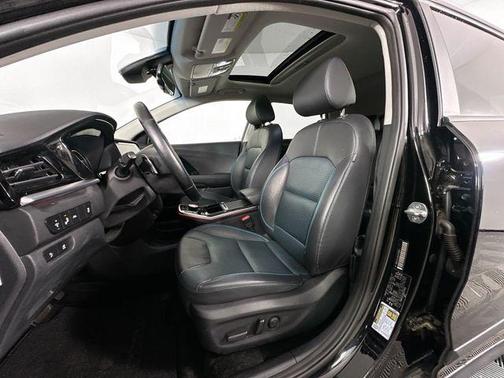 2022 Kia Niro EV EX Premium