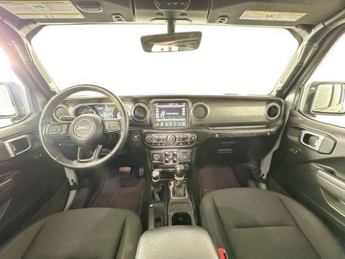 Earl Clearcoat 2023 Jeep Wrangler 4xe Willys