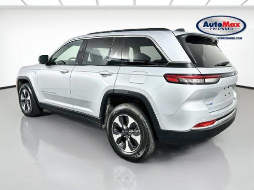 Silver Zynith 2024 Jeep Grand Cherokee 4xe Base