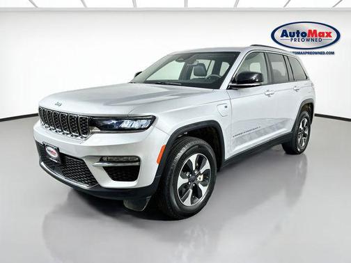 Silver Zynith 2024 Jeep Grand Cherokee 4xe Base