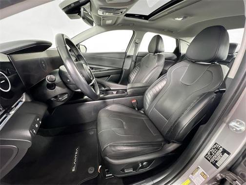2022 Hyundai ELANTRA HEV Limited