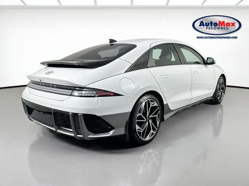 2024 Hyundai IONIQ 6 SEL