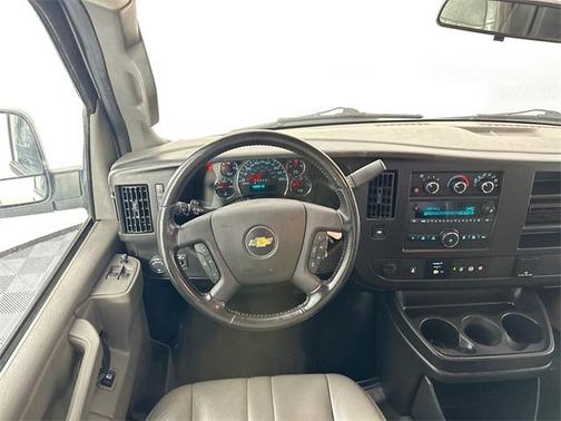 2022 Chevrolet Express 2500 RWD 2500 Regular Wheelbase WT