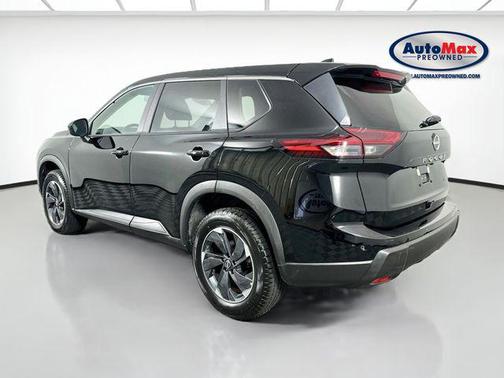 Super Black 2025 Nissan Rogue SV