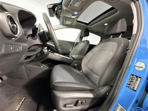 2022 Hyundai KONA EV SEL