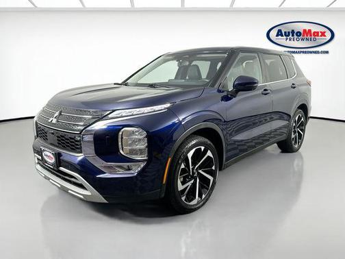 Cosmic Blue Metallic 2022 Mitsubishi Outlander SE