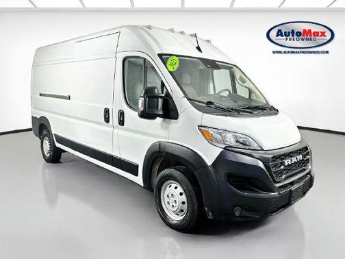 Bright White Clearcoat 2025 RAM ProMaster 2500 Tradesman