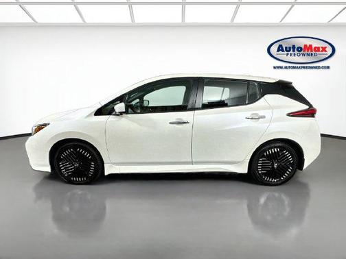 Pearl White Tricoat 2023 Nissan Leaf SV PLUS 60 kWh
