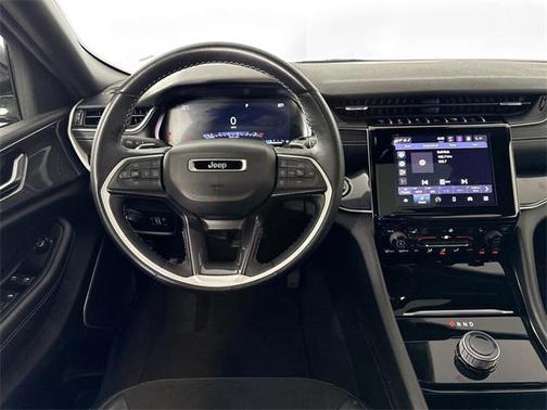 2022 Jeep Grand Cherokee L Altitude