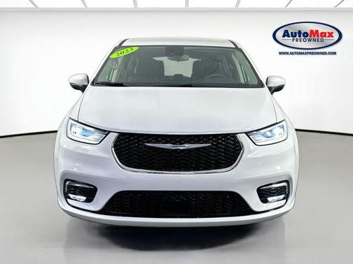 Bright White Clearcoat 2023 Chrysler Pacifica Hybrid Touring L