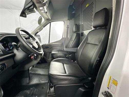 2022 Ford Transit-250 Base
