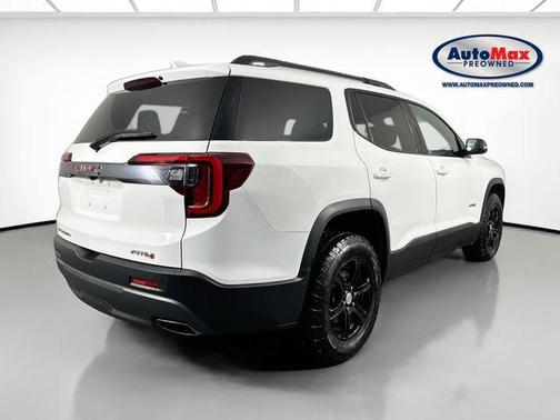 2022 GMC Acadia AWD AT4
