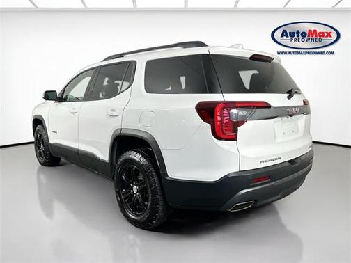 2022 GMC Acadia AWD AT4