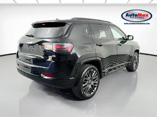 Diamond Black Crystal Pearlcoat 2022 Jeep Compass High Altitude